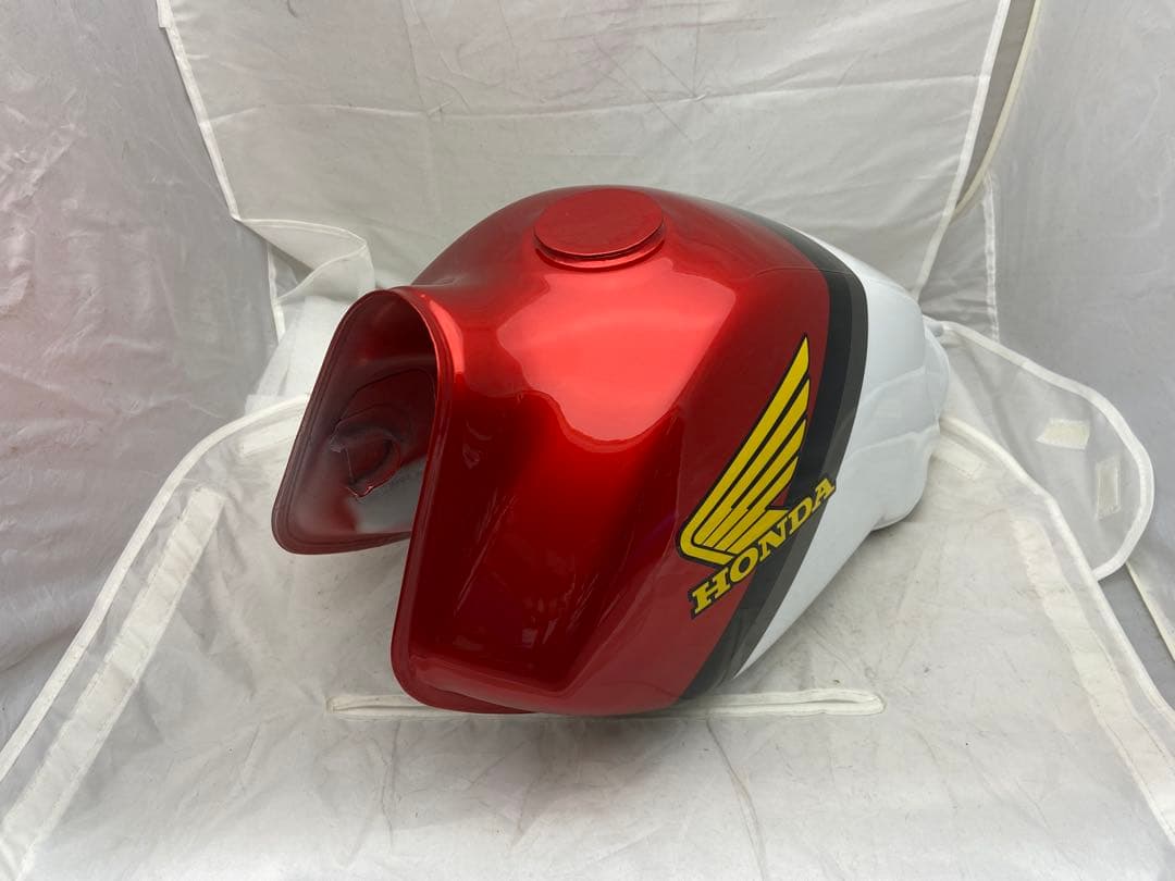 メ*0様 ホンダ　FTR223純正タンク　塗装後未使用品