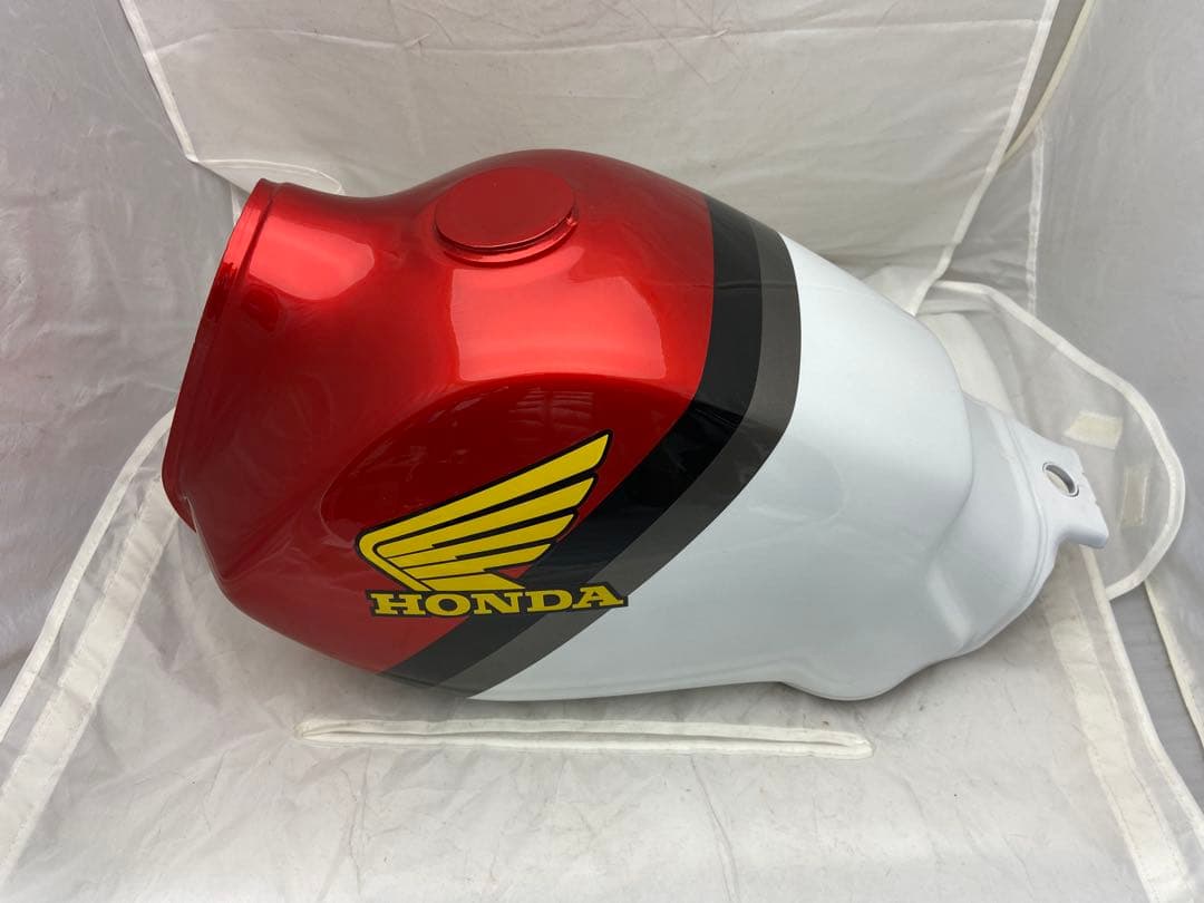 メ*0様 ホンダ　FTR223純正タンク　塗装後未使用品