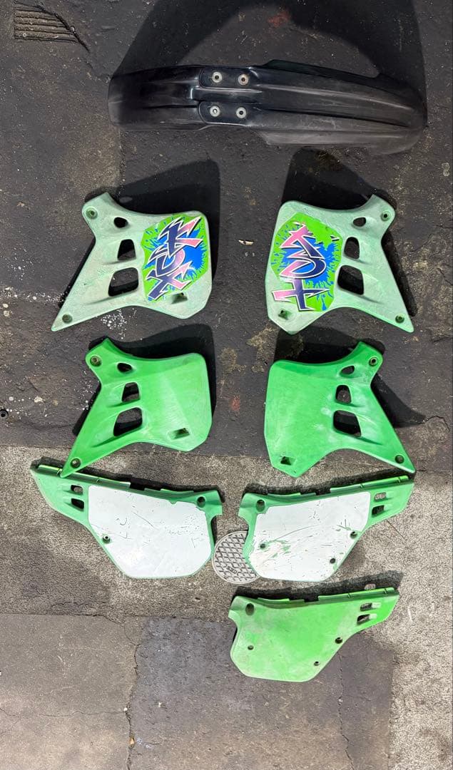 KDX125 外装いろいろ　補修&スペアパーツ　タンクフェンダーサイドパネル