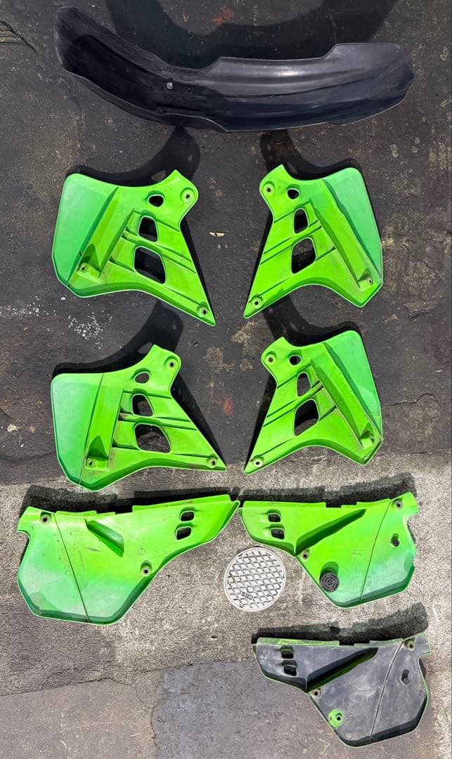 KDX125 外装いろいろ　補修&スペアパーツ　タンクフェンダーサイドパネル