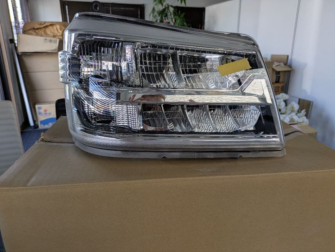 ハイゼットトラック後期　ジャンボエクストラ　純正右LEDヘッドライト　500P