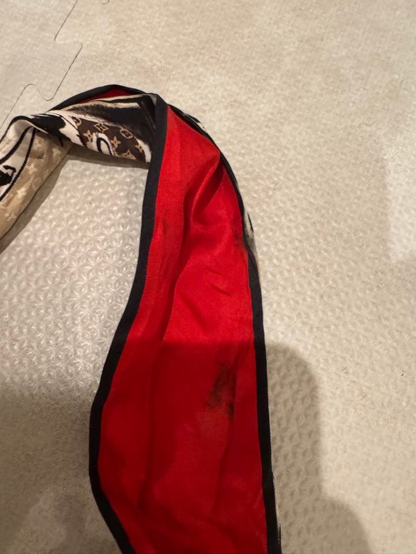 訳あり LOUIS VUITTON スカーフ ベージュ 赤