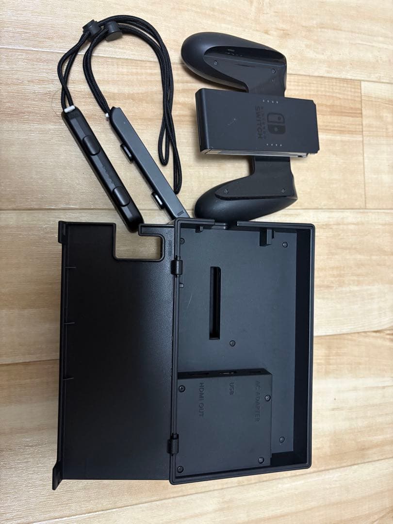 Nintendo Switch 任天堂スイッチ　青/赤 ＋ ハードケース