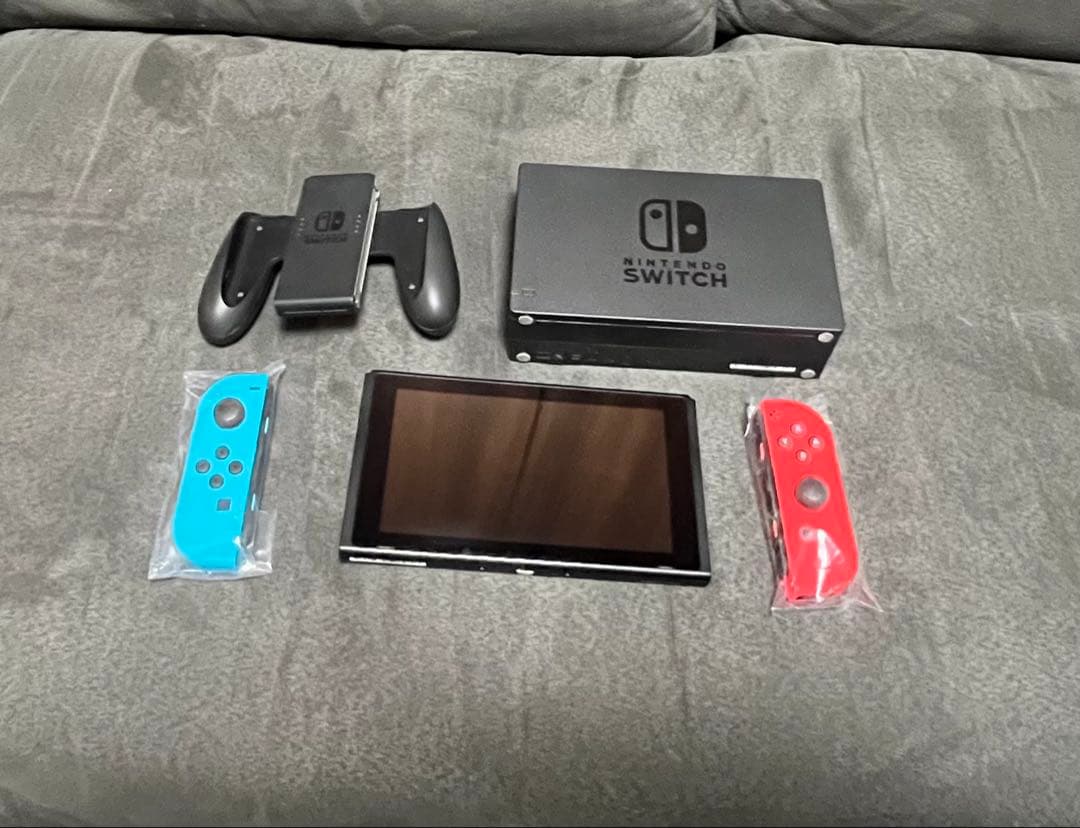 Nintendo Switch 本体(初期型)ネオンブルー・ネオンレッド