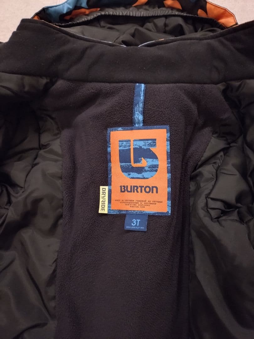 BURTON スノーボードウェア 子ども用　上下セット　3T