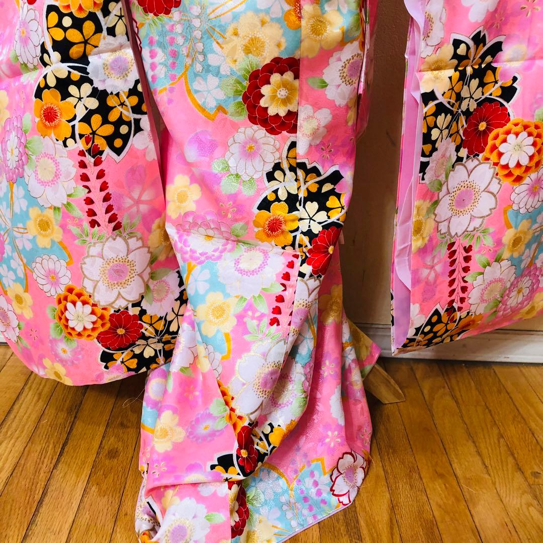 七五三七歳❣️四つ身着物未使用⭐︎薄ピンク花々金彩煌びやか絢爛⭐︎完全フルセット銘品