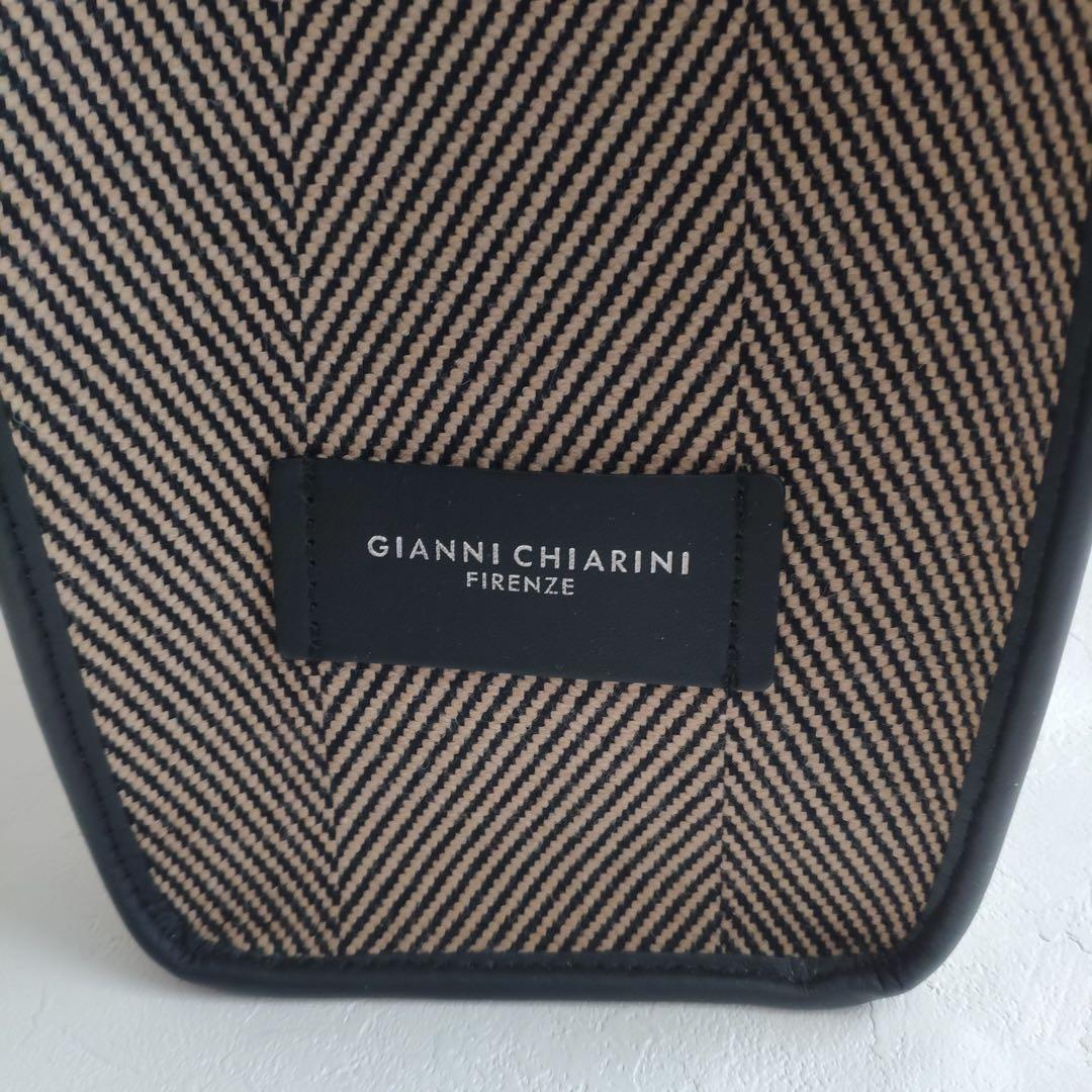 美品 定価4.7万 GIANNI CHIARINI MARCELLA
