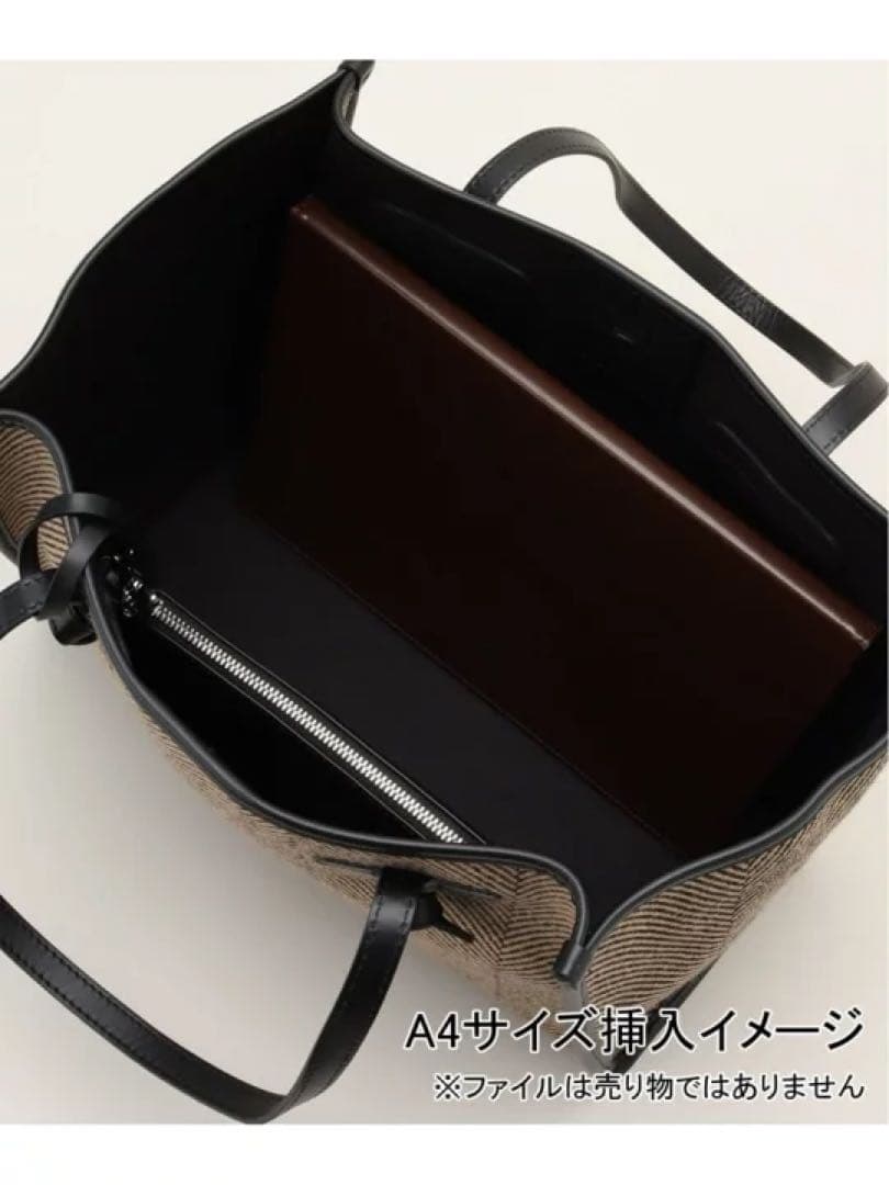 美品 定価4.7万 GIANNI CHIARINI MARCELLA