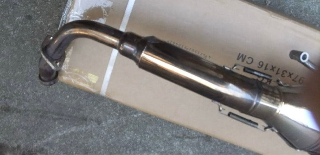 フォルツァZ ＭＦ10 ROSSO フルエキゾーストマフラー