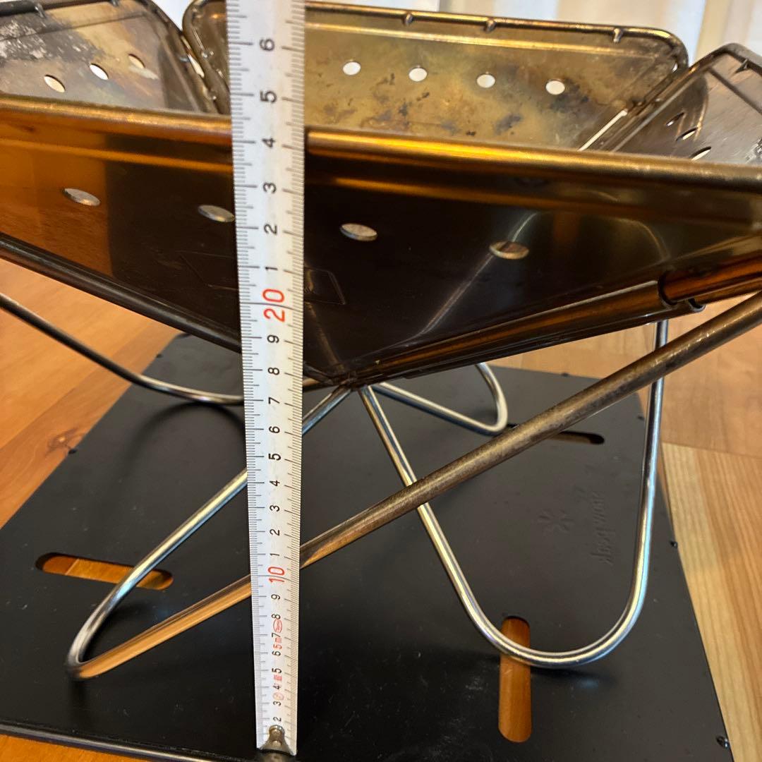 スノウピーク　中古折りたたみ焚き火台 M 三角形 金属製 収納バッグ付き