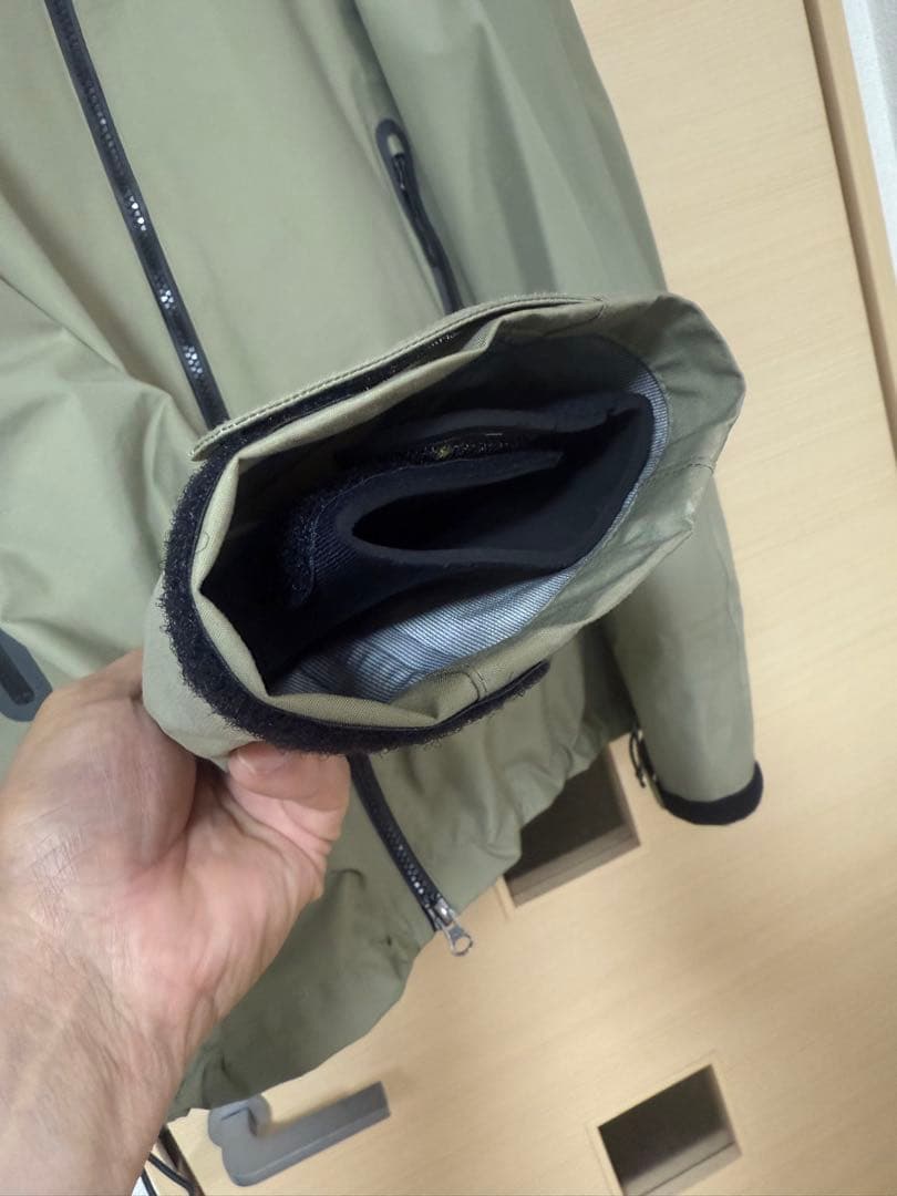 【パズデザイン】ブレスシールド3レイヤーレインジャケット Lサイズ