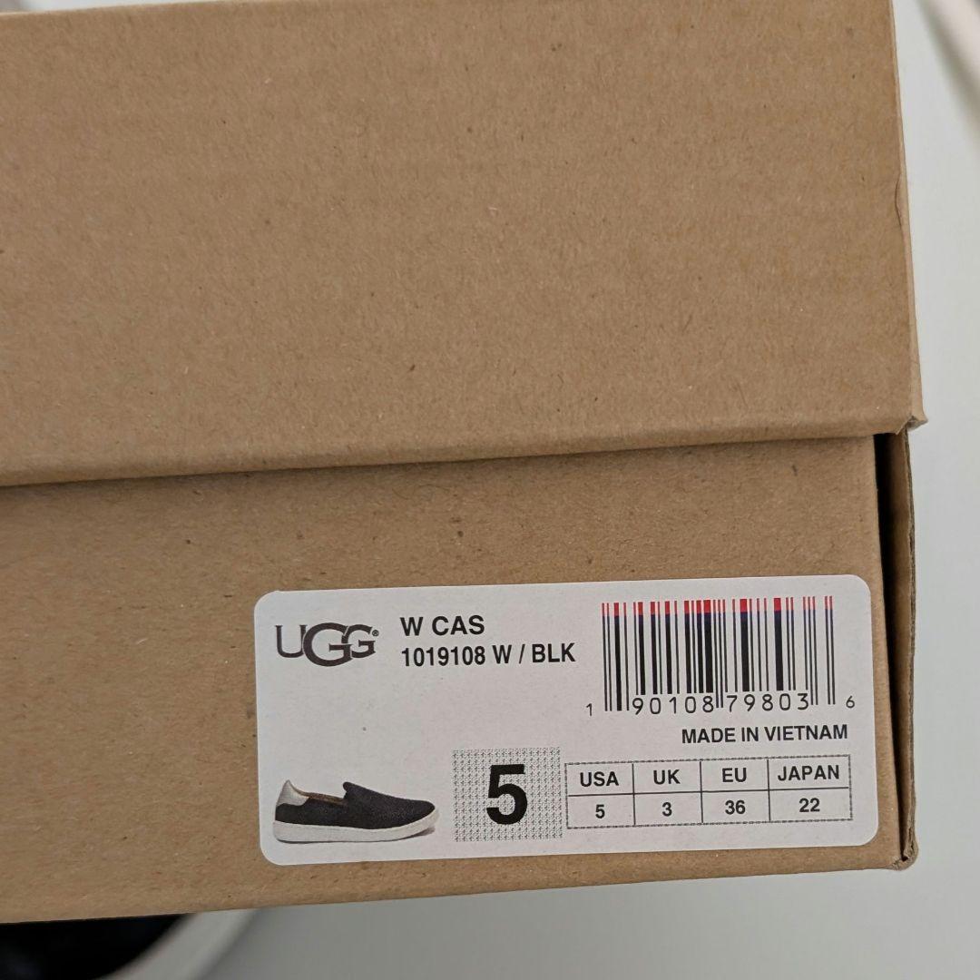 美品 UGG アグ【22.0】CAS キャス レザー スリッポン スニーカー 黒
