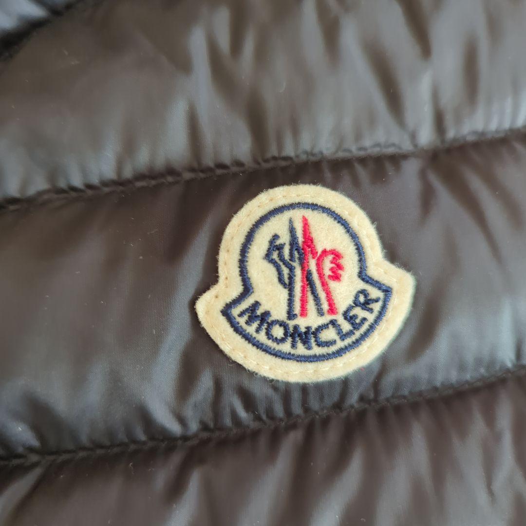【試着のみ】MONCLER ダウンベスト ブラック 12A 大人も着られる