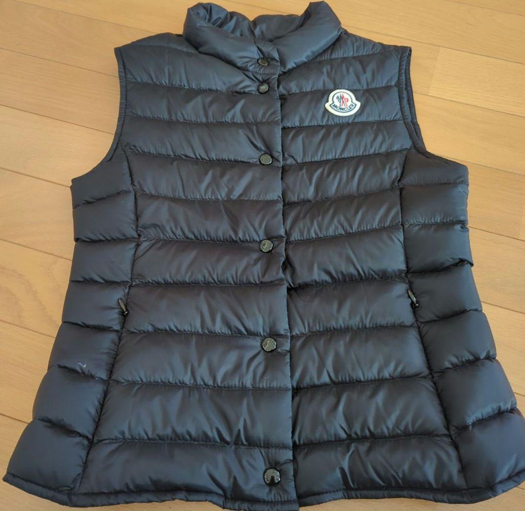 【試着のみ】MONCLER ダウンベスト ブラック 12A 大人も着られる