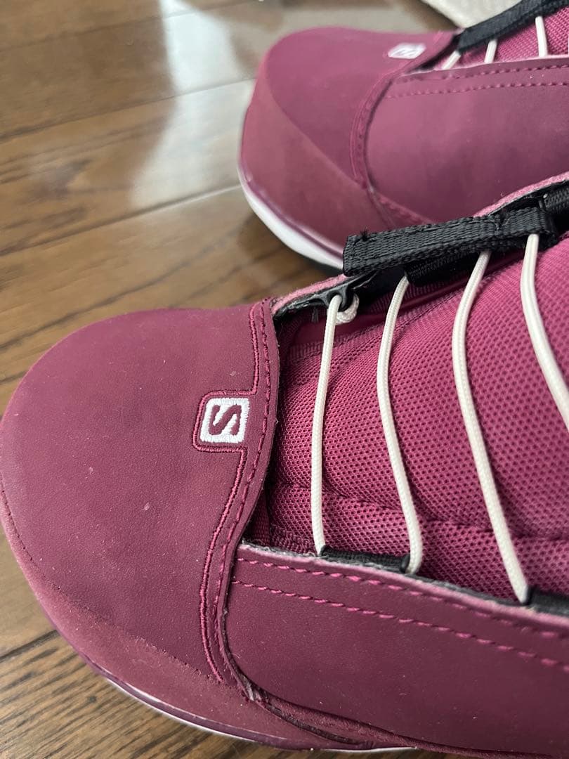 【美品】SALOMONスノボブーツ　サロモン　レディース　ドット柄