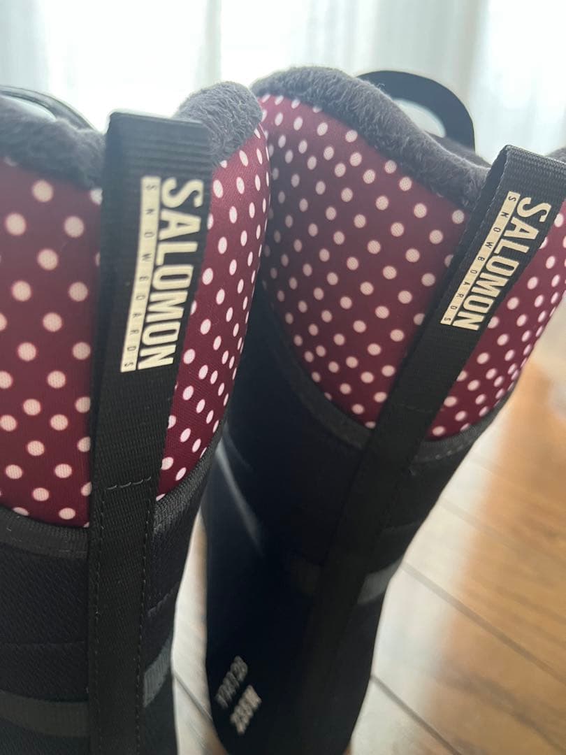 【美品】SALOMONスノボブーツ　サロモン　レディース　ドット柄