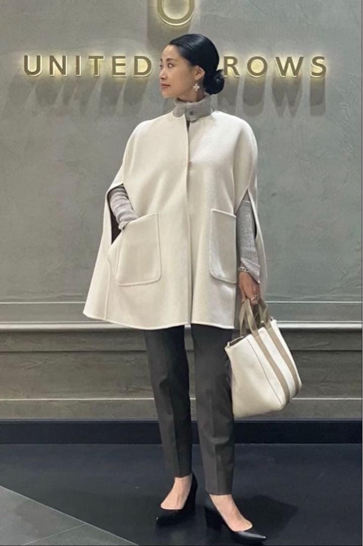 UNITED ARROWS バイカラーリバーケープOFFWHITE 36 S