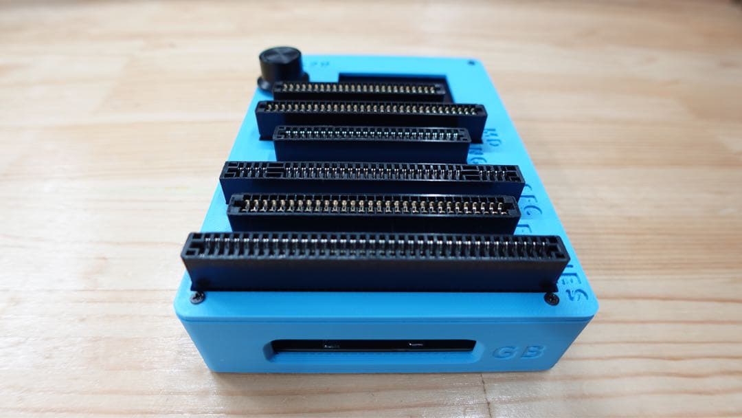 CartridgeReader V5 SA1対応 自動電圧選択【ライトブルー】