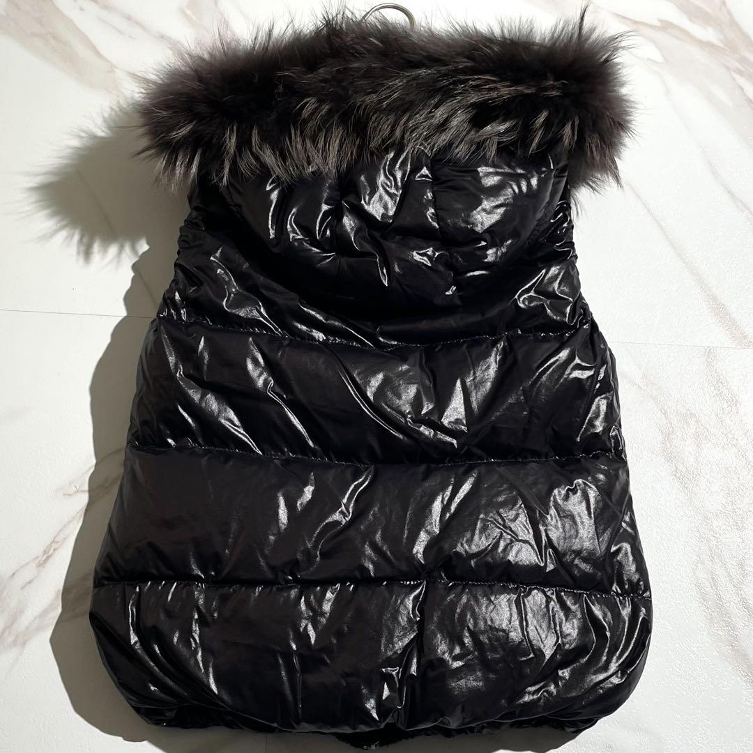 新品未使用☆デュベティカ ダウンベスト ラクーンファー 艶 40 y2k