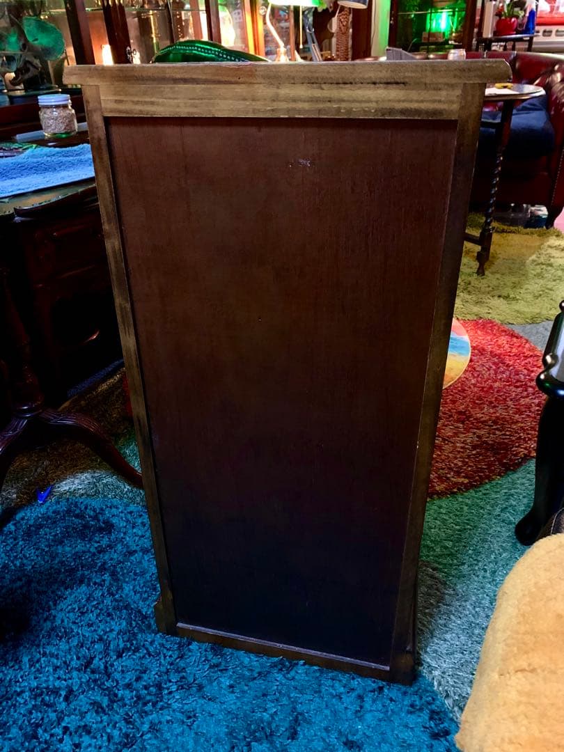 アンティークダークブラウン木製収納キャビネット