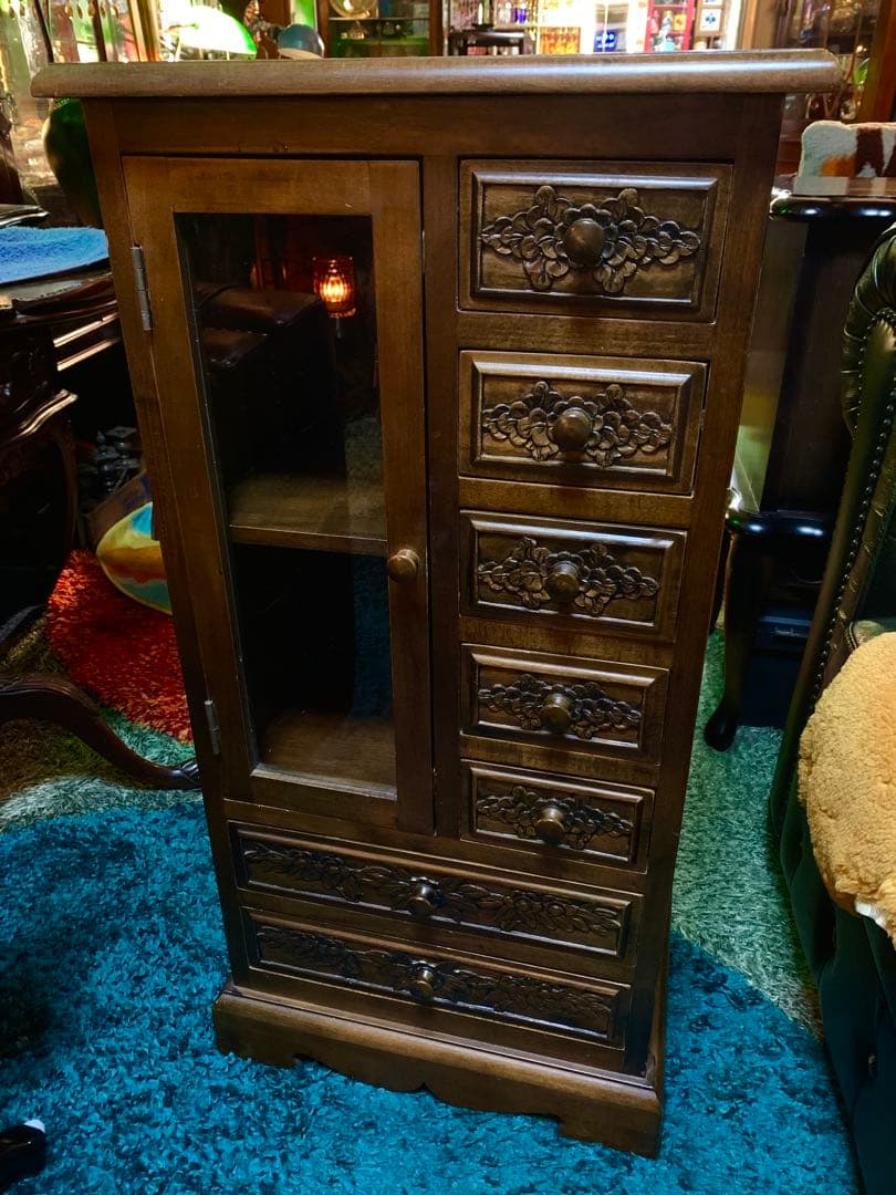 アンティークダークブラウン木製収納キャビネット