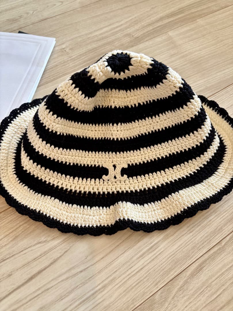 値下げしました/ 未使用品　CELINE クロシェハット　バケハ