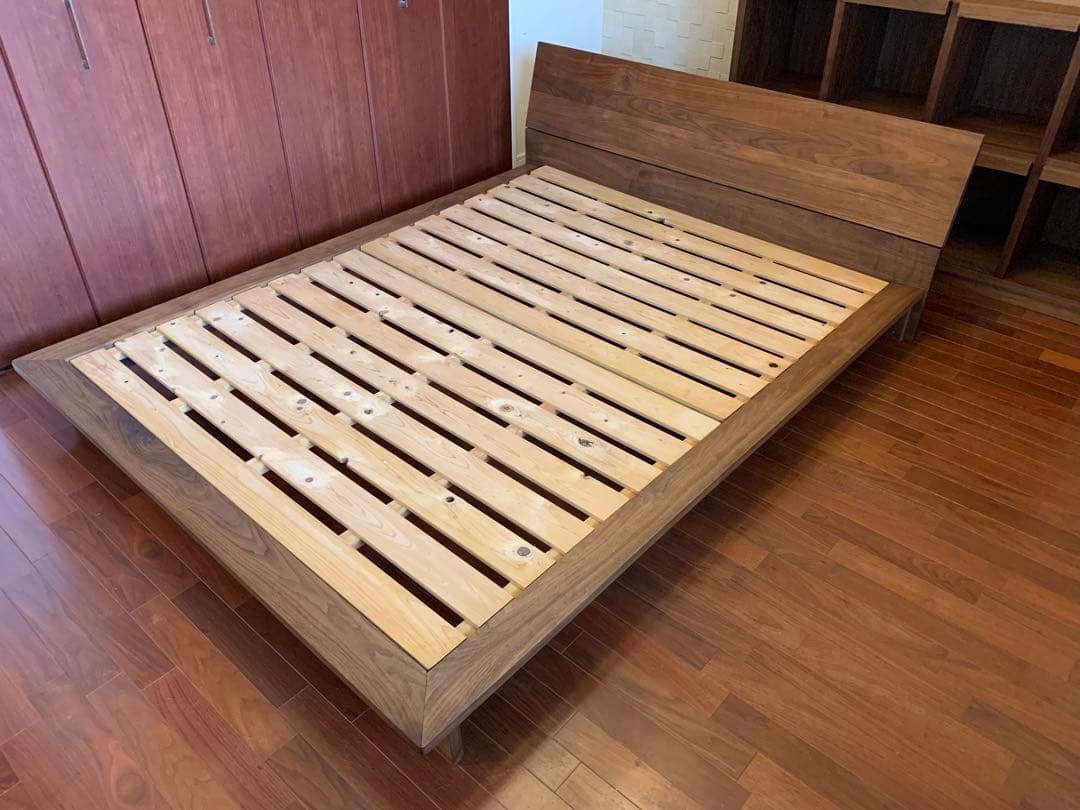 Hiraさま専用　マスターウォール　モアレスベッド　クイーンサイズ