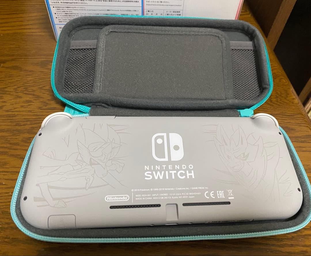 NO LimitNintendo Switch Lite ポケモンデザイン