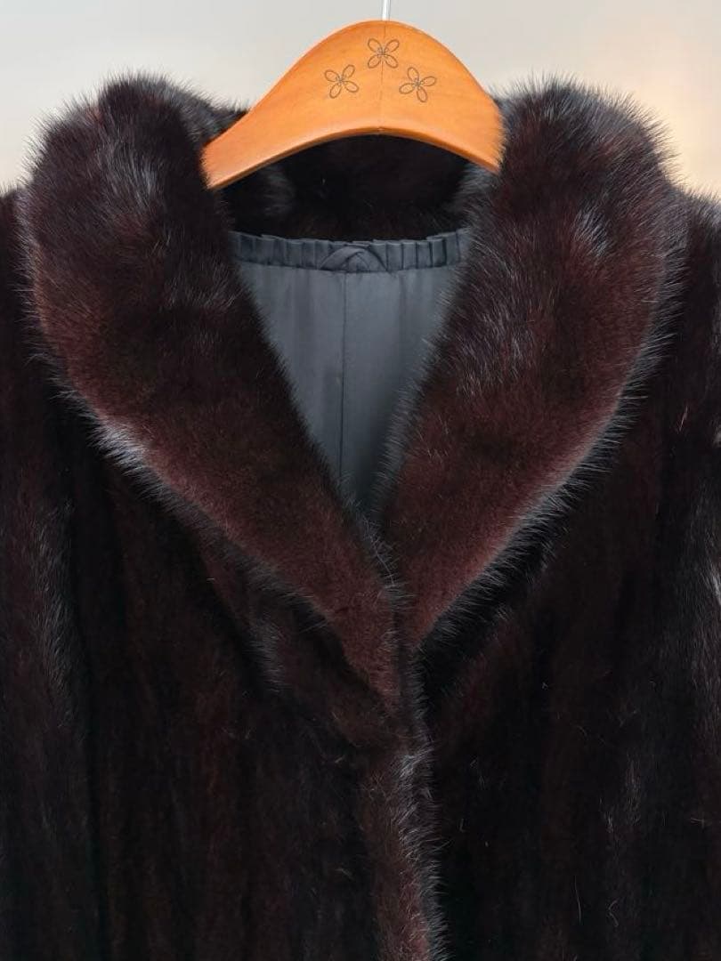 美品ゴールドサガミンクローグコート