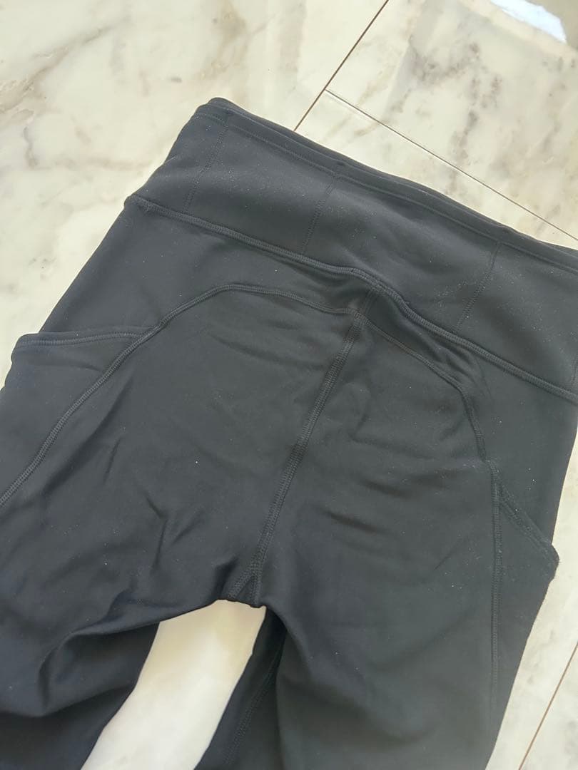 lululemon　黒 レギンス 裏起毛　XS