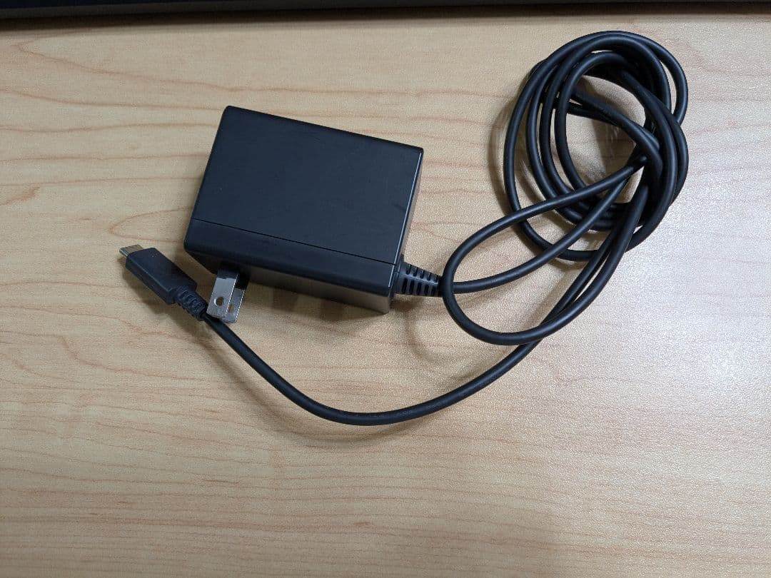 旧型　Nintendo Switch本体