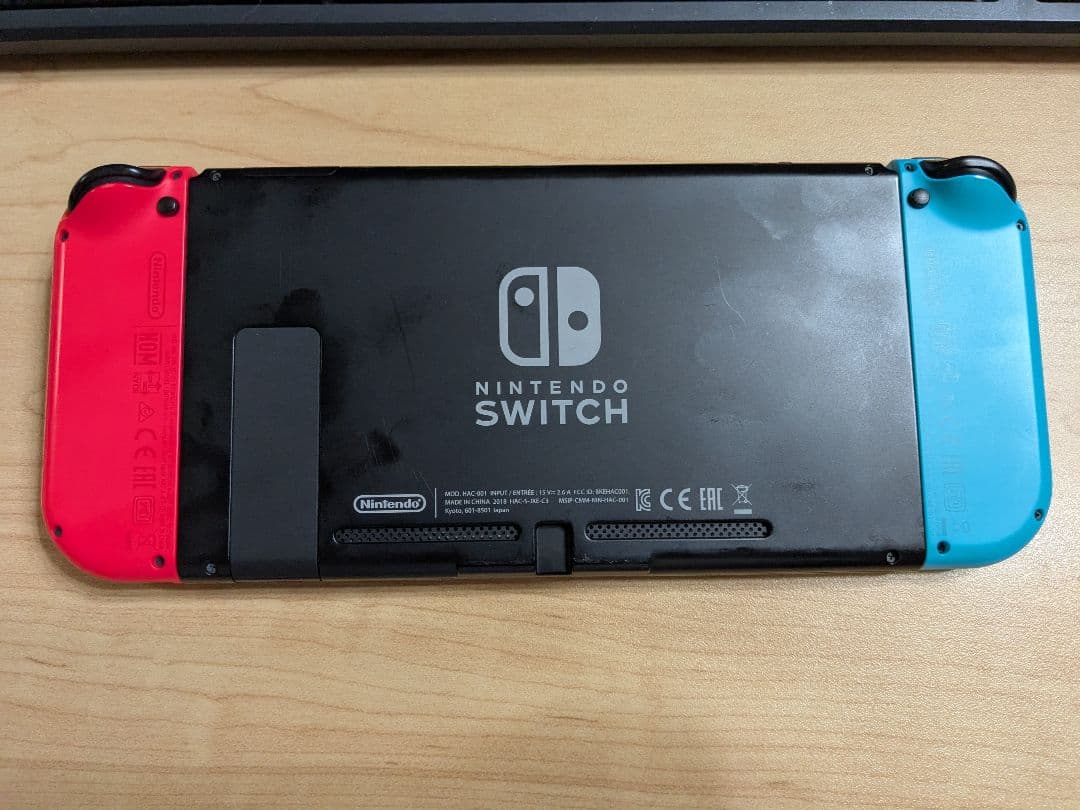旧型　Nintendo Switch本体