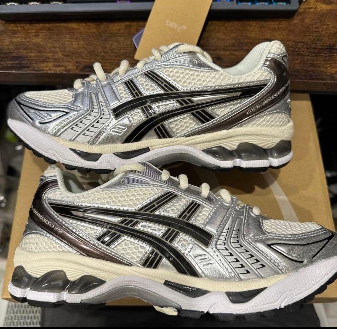 靴 asics GEL-KAYANO 14 CREAM/BLACK 235cm