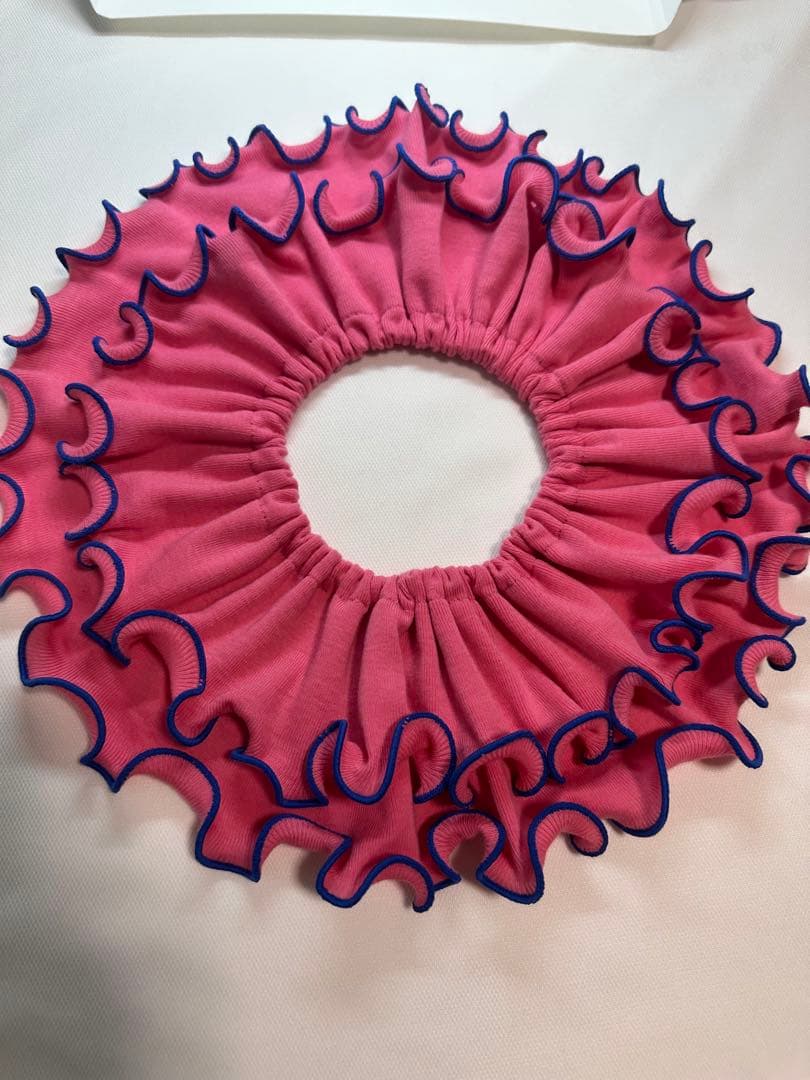 ふゆ　フリルスタイ8枚 よだれ掛け　ハンドメイド