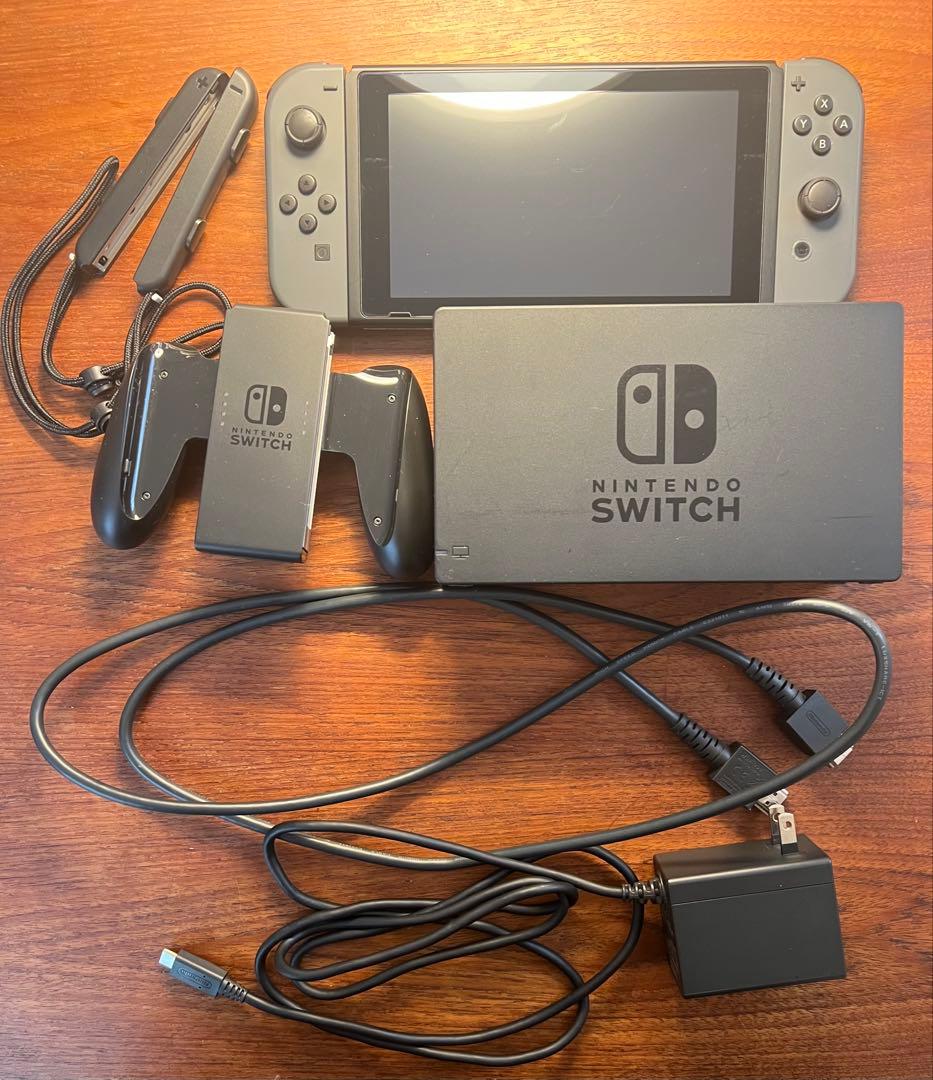 【美品】Nintendo Switch グレー　本体