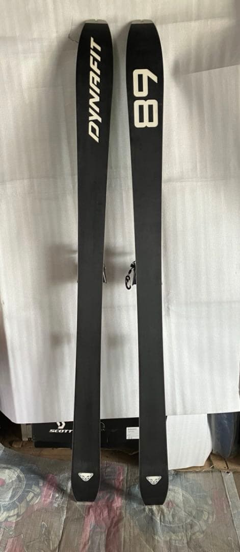 テレマークスキー板　Dynafit Carbonio89 174cm