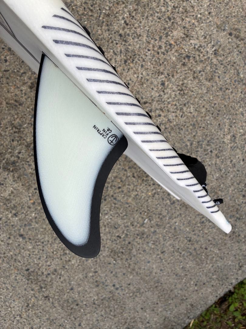 フィン付EPS シャープアイ　カノア選手ストームズ ツインターボ T2 浮力！