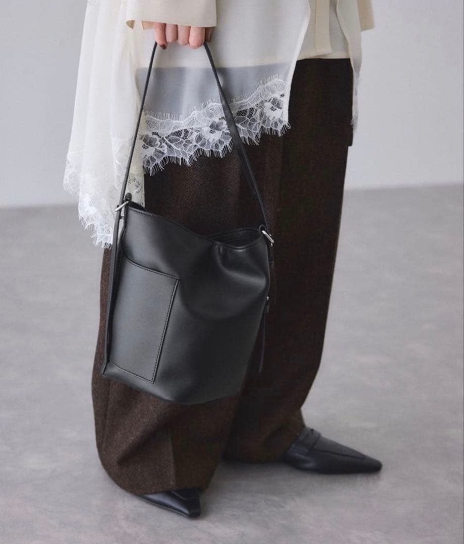 美品　アダムエロペ　スプリットレザーワンショルダー2WAYミニバッグ