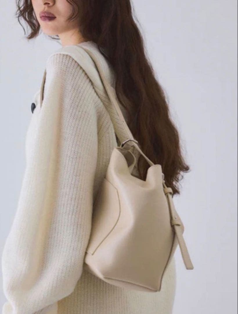 美品　アダムエロペ　スプリットレザーワンショルダー2WAYミニバッグ