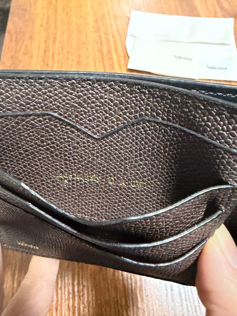最終値下げValextra 二つ折り財布 小銭入れ付き ブラウン