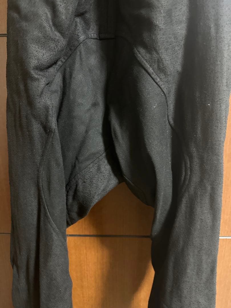 JULIUS（ユリウス）ブラック サルエルパンツ