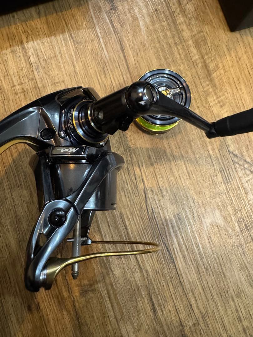 シマノBBX テクニウム 2500DXXG S L 21年モデル