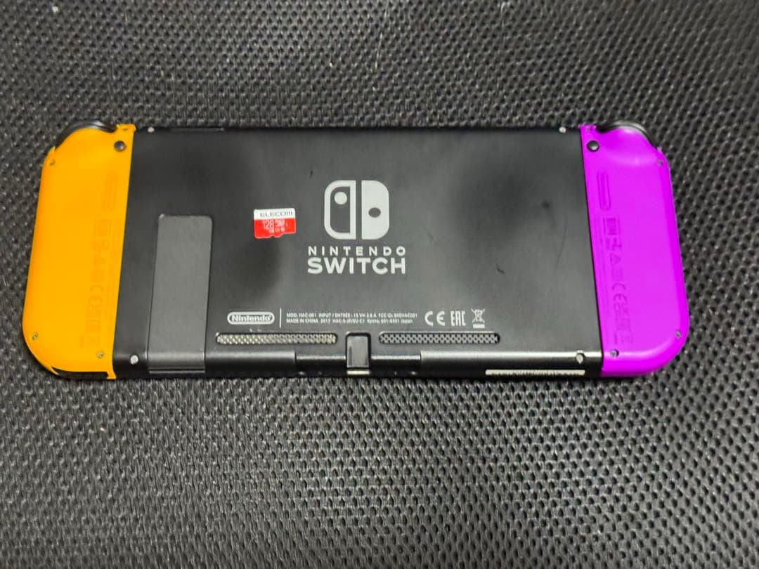 中古　Nintendo Switch 128GBメモリ付き