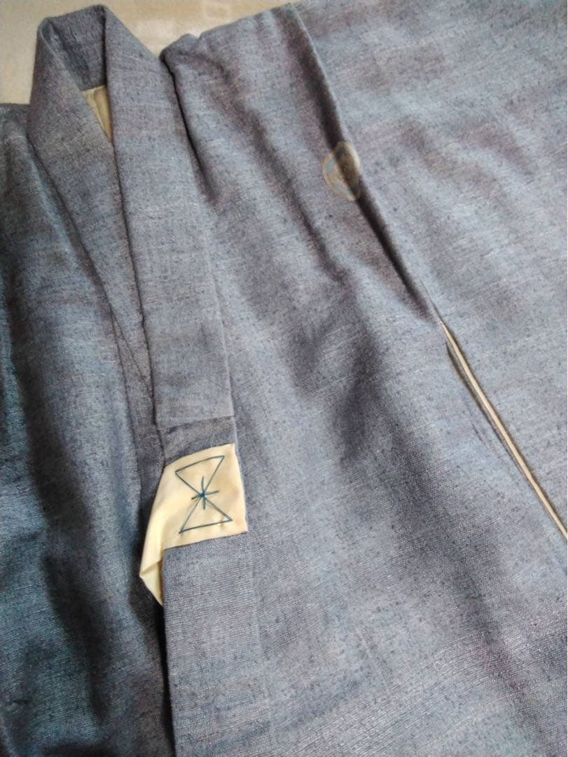 takeです。男の子用・3歳向け・正絹の紬地お着物セット