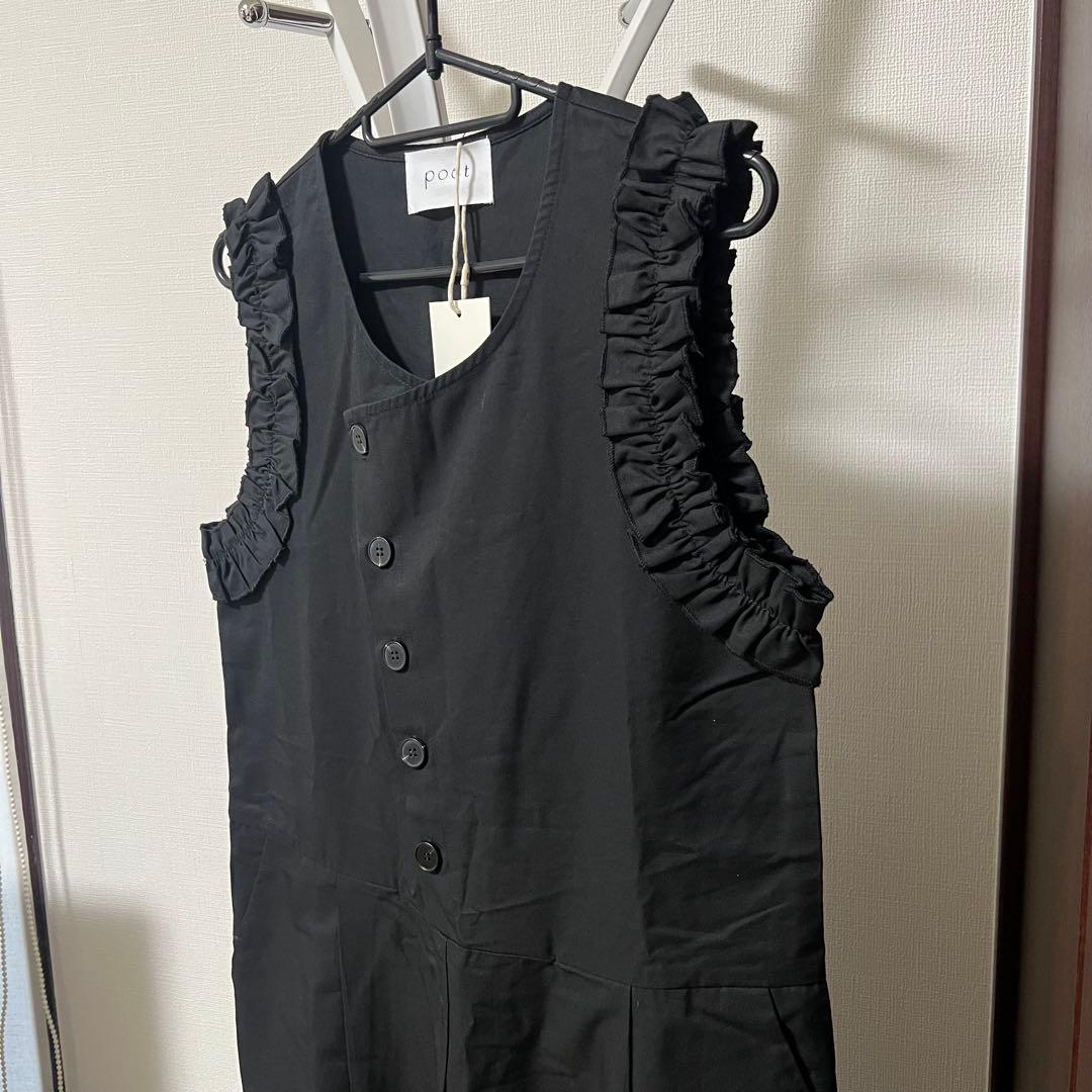 poet フリルスリーブオールインワンブラック新品未使用
