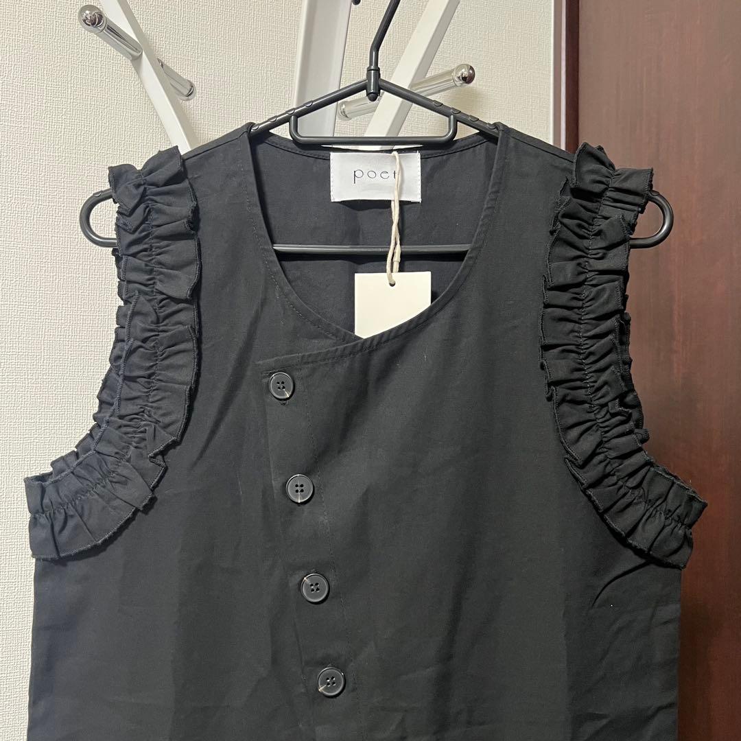 poet フリルスリーブオールインワンブラック新品未使用