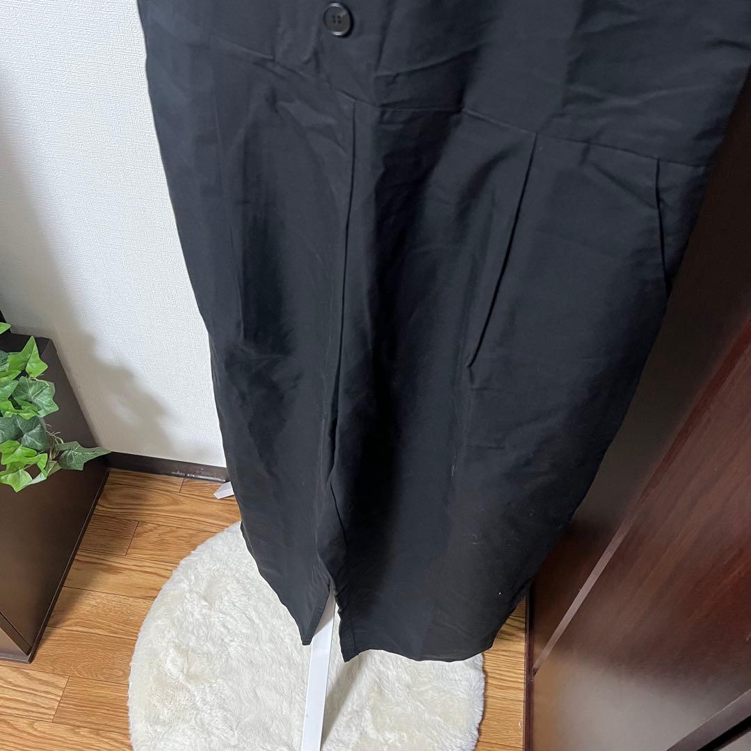 poet フリルスリーブオールインワンブラック新品未使用