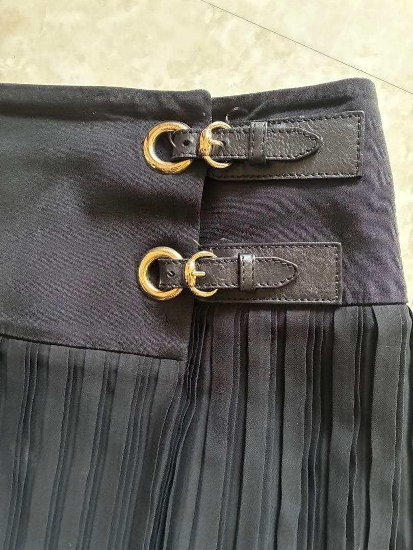 GUCCI黒シルク巻きプリーツスカート 40 正規品