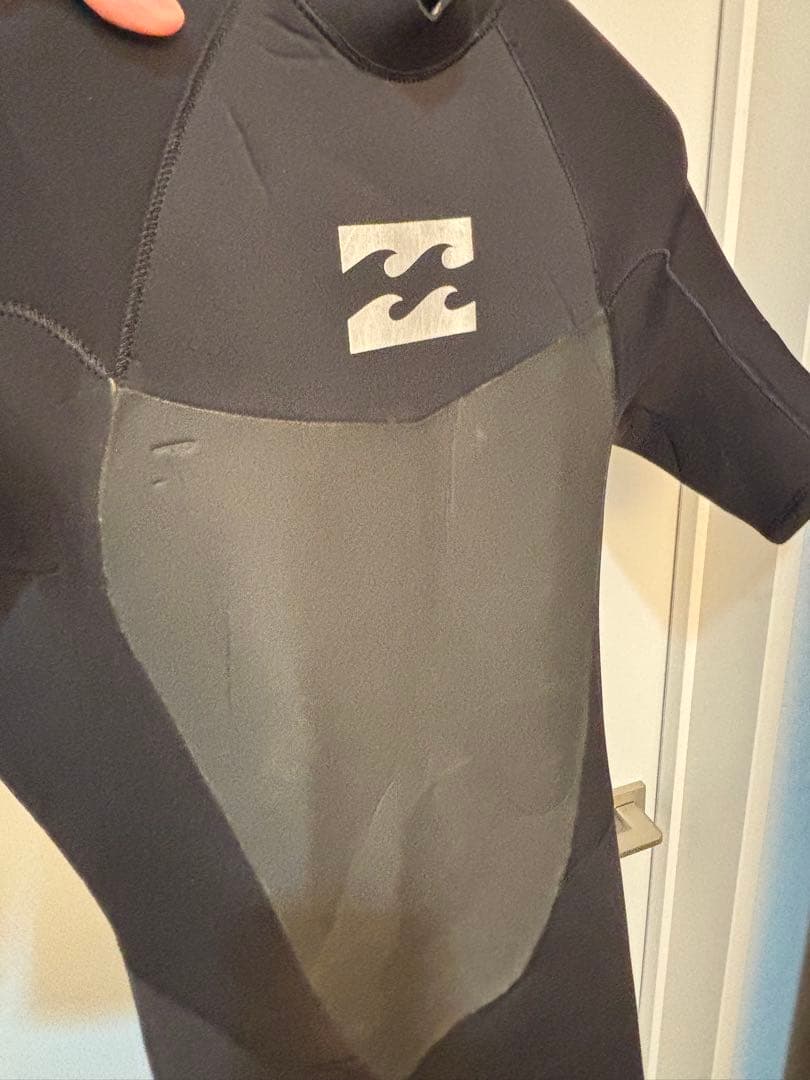 新品BILLABONG ABSOLUTE COMP シーガル ブラック　Mサイズ