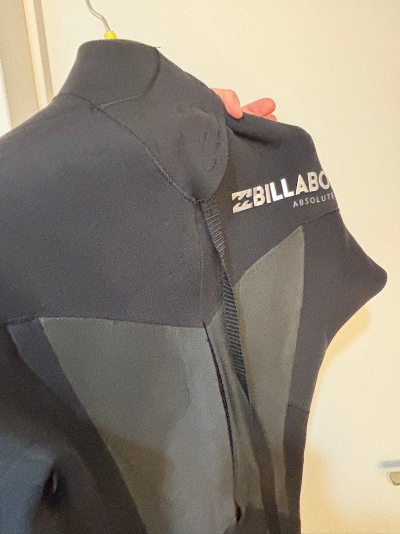 新品BILLABONG ABSOLUTE COMP シーガル ブラック　Mサイズ